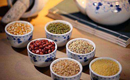 佛山蔬菜配送:健身需要吃什么？